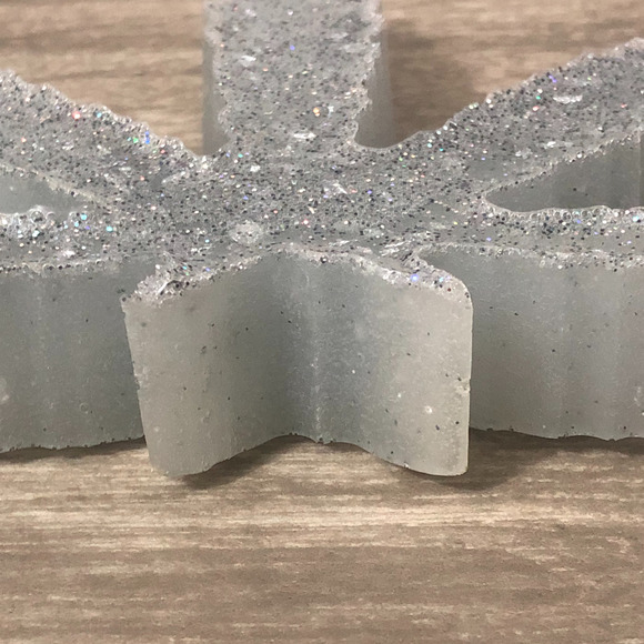 Leaf paper weight paper holder handmade with epoxy - Picture 2 of 5